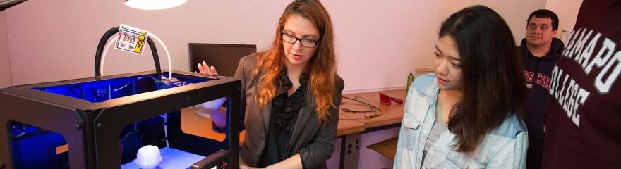 Professor Ann LePore Teaching Students how to use 3D Printer