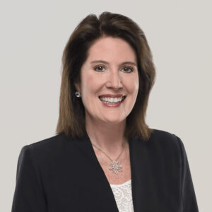 Holly Schepisi headshot