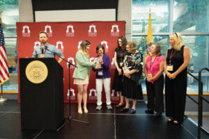 Barbara Rae Venter being awarded the Ramapo College IGG Award in 2024.