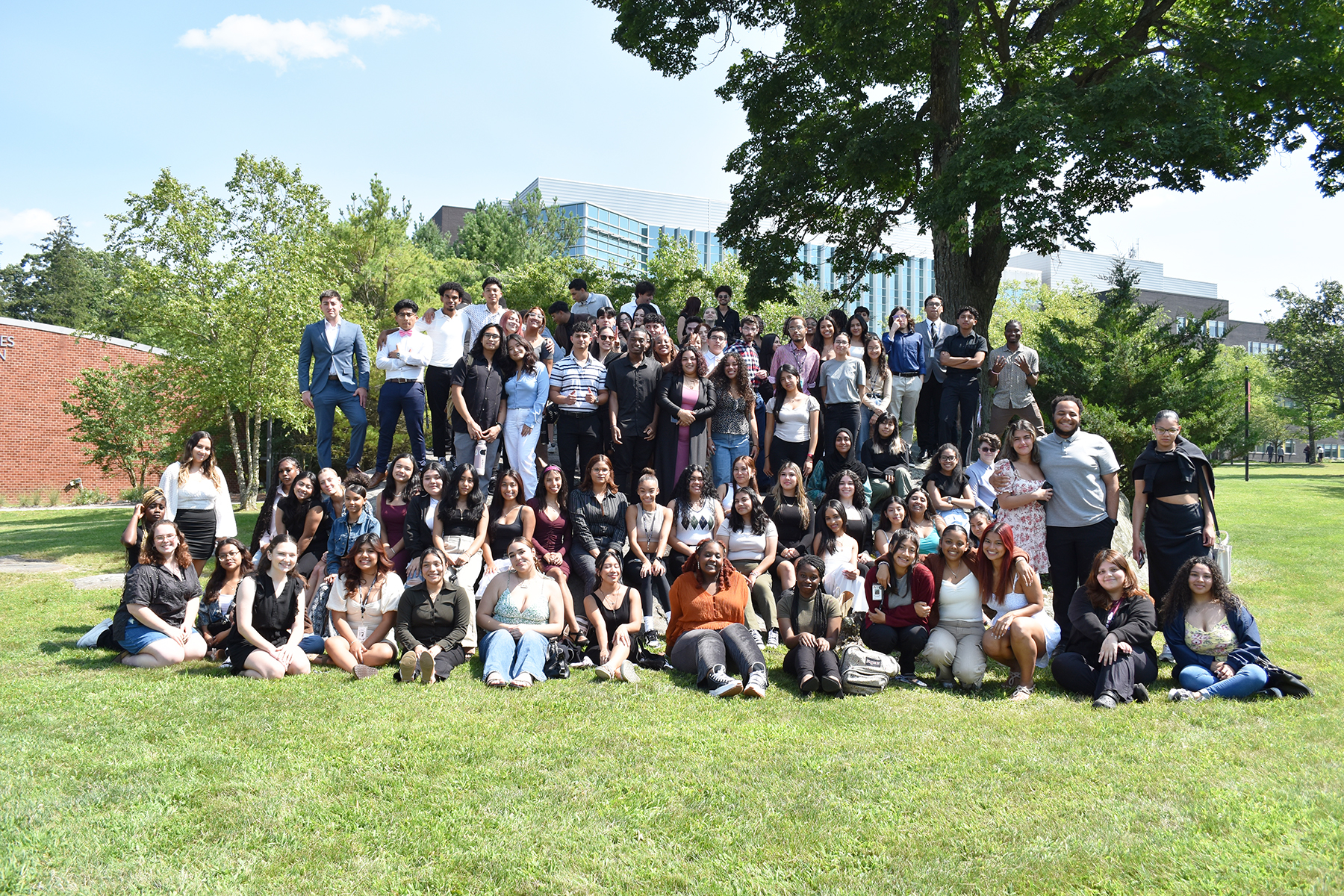 Large group of Ramapo College EOF outside on campus on a sunny day in August