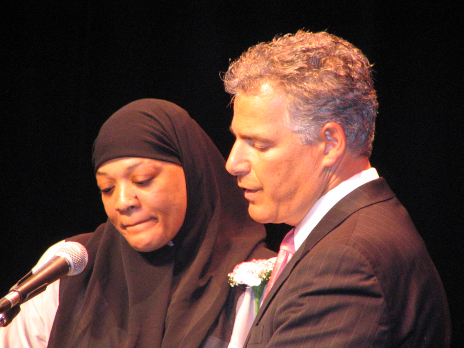 UNSUNG HEROES HONORED WITH RUSS BERRIE AWARD FOR MAKING A DIFFERENCE 19 ...